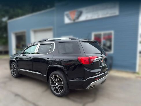 Used 2017 GMC Acadia Denali w/ Technology Package AWD/4WD image 3