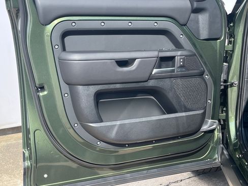 New 2026 Land Rover Defender 110 S image 22