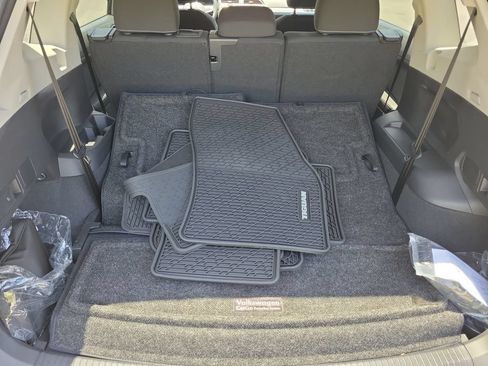 Used 2023 Volkswagen Tiguan S FWD image 7