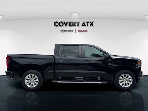 Used 2022 Chevrolet Silverado 1500 Custom w/ LPO, Dark Essentials Package RWD image 6