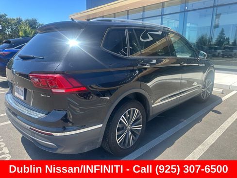 Used 2024 Volkswagen Tiguan Wolfsburg Edition AWD/4WD image 3