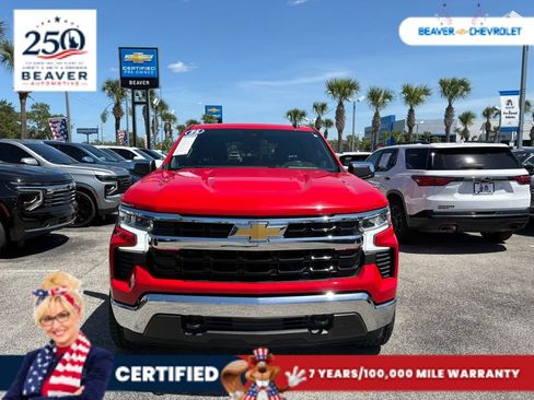 Used 2025 Chevrolet Silverado 1500 LT AWD/4WD image 3
