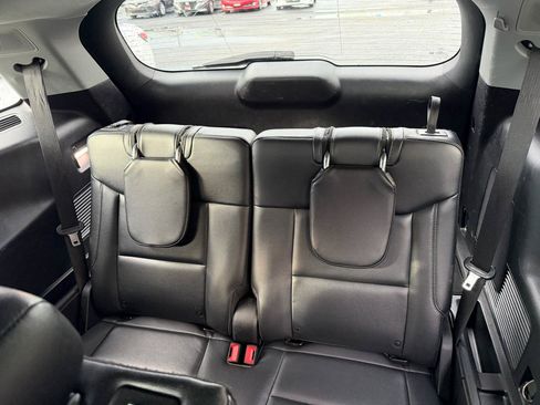 Used 2021 Ford Explorer Limited AWD/4WD image 20