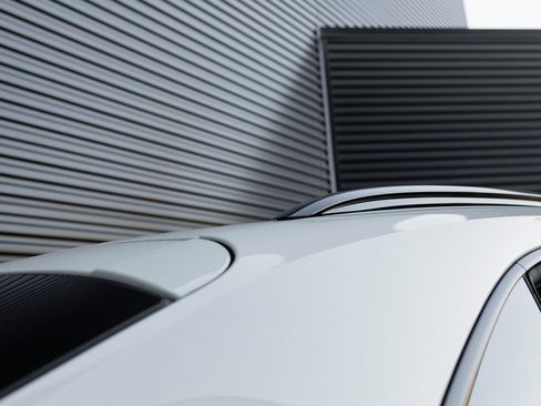 Used 2024 Porsche Macan 4 Electric image 28