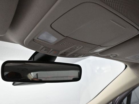 Used 2020 Ford Fusion SE image 26