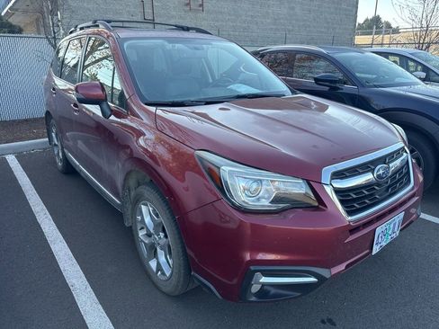 Used 2017 Subaru Forester 2.5i Touring image 4