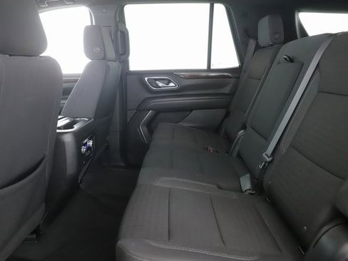 Used 2024 GMC Yukon SLE image 26