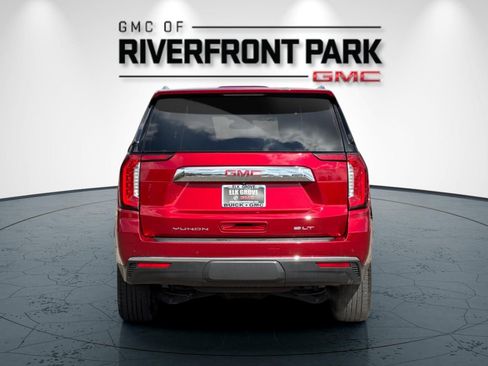 Used 2024 GMC Yukon SLT image 4