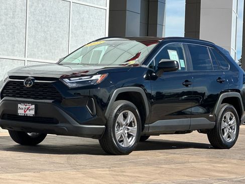 Certified 2025 Toyota RAV4 LE image 10