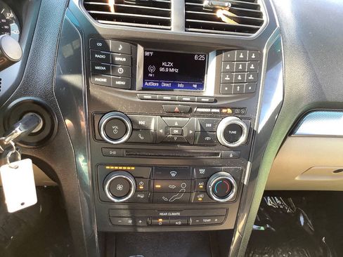 Used 2017 Ford Explorer 4WD image 37
