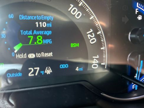 New 2025 Toyota RAV4 XLE image 10