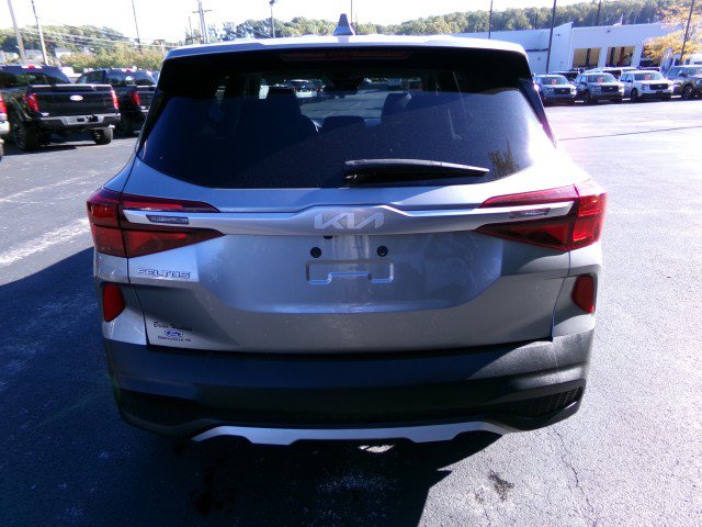 Used 2023 Kia Seltos LX AWD/4WD image 8