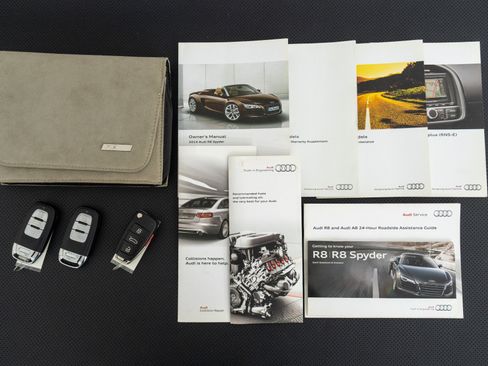 Used 2014 Audi R8 V10 image 21