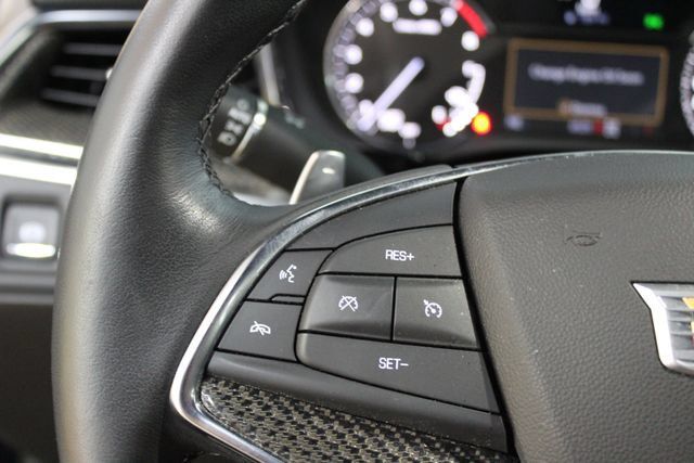 Used 2022 Cadillac XT5 Sportv AWD/4WD image 16