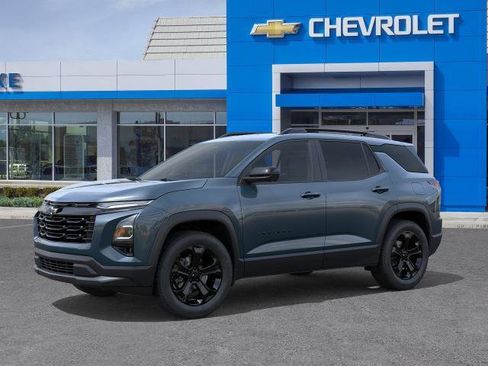New 2026 Chevrolet Equinox LT FWD image 2