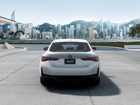 New 2026 BMW i4 eDrive40 image 5