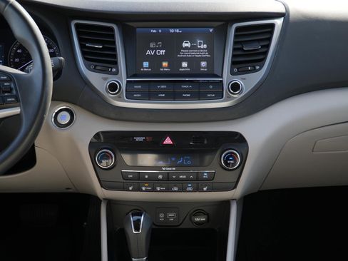 Used 2018 Hyundai Tucson Value image 25