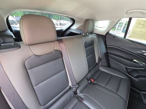 Used 2024 Chevrolet Trax ACTIV FWD image 14