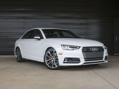Used 2018 Audi S4 Prestige w/ Prestige Package image 9
