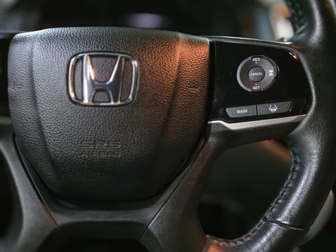 Used 2021 Honda Pilot Touring image 23