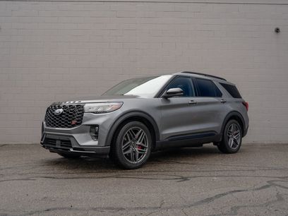 Used 2025 Ford Explorer ST