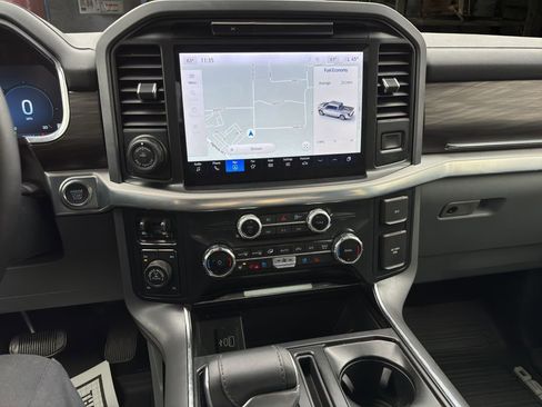 Certified 2025 Ford F150 Lariat w/ Equipment Group 501A Mid image 23