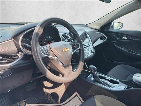 Used 2024 Chevrolet Malibu LT image 14