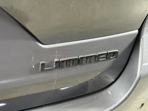 Used 2024 Jeep Grand Cherokee Limited w/ Black Appearance Package RWD image 50