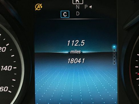 Certified 2022 Mercedes-Benz GLC 300 4MATIC image 35