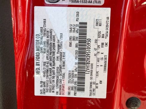 Used 2009 Ford Mustang GT RWD image 30