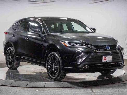 Certified 2024 Toyota Venza Nightshade AWD/4WD image 6