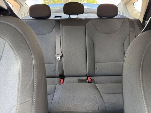Used 2025 Kia K4 FWD image 40