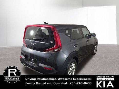 Certified 2022 Kia Soul LX w/ Technology Package image 6