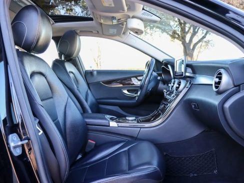 Used 2018 Mercedes-Benz C 300 C 300 image 28