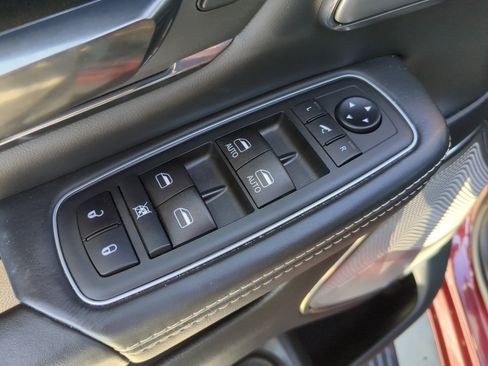 Used 2020 RAM 1500 Limited image 17