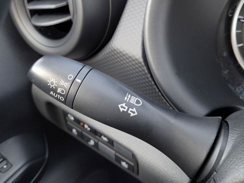 Used 2025 Nissan Kicks Play S FWD image 29