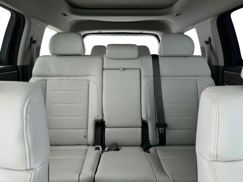 New 2026 Hyundai Santa Fe Limited AWD/4WD image 16