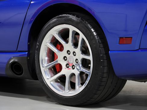 Used 2006 Dodge Viper SRT-10 RWD image 10
