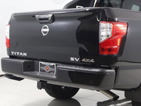 Used 2023 Nissan Titan SV w/ Accessory Utility Package image 47