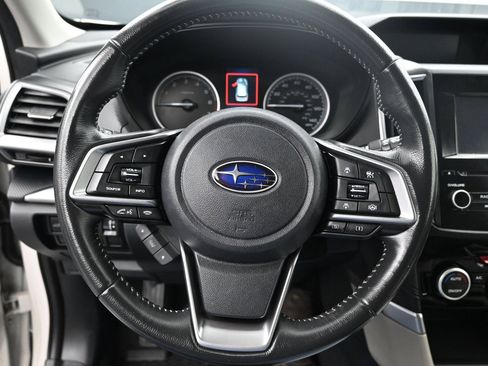 Used 2021 Subaru Forester Premium AWD/4WD image 13
