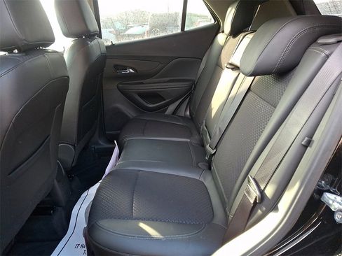 Used 2022 Buick Encore Preferred image 10