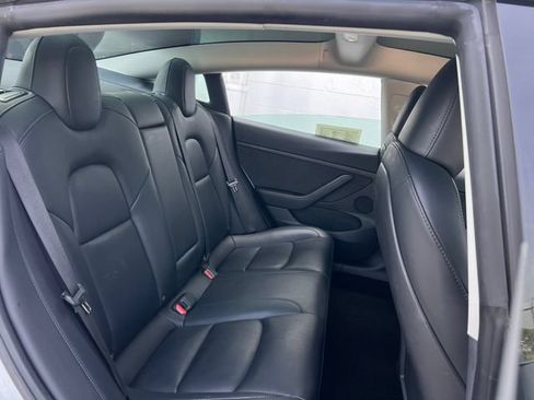 Used 2023 Tesla Model 3 Standard Range RWD image 30