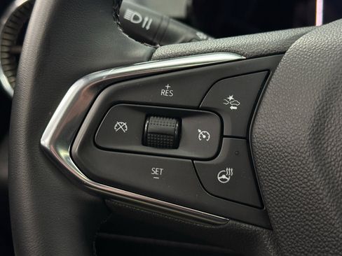 Used 2024 Chevrolet Trax ACTIV w/ Sunroof Package FWD image 19