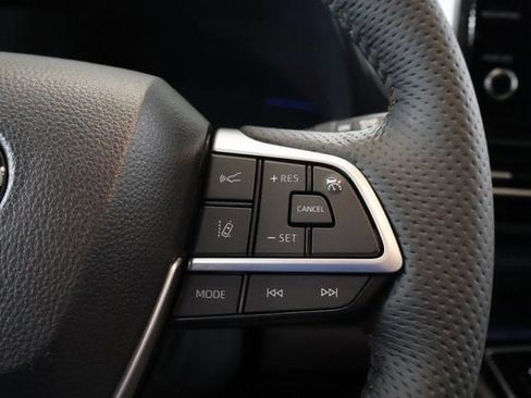 New 2026 Toyota Sienna Platinum AWD/4WD image 21