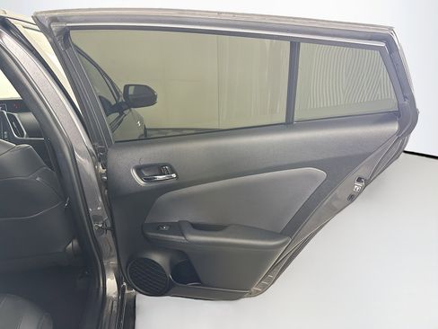 Used 2017 Toyota Prius Prime Advanced image 30