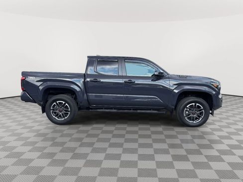 Used 2024 Toyota Tacoma TRD Sport w/ TRD Sport Premium Package AWD/4WD image 8