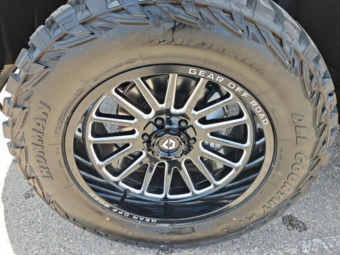 Used 2026 Chevrolet Silverado 1500 W/T w/ WT Value Package AWD/4WD image 11