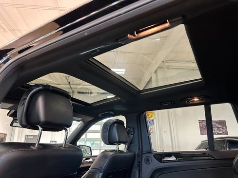 Used 2019 Mercedes-Benz GLS 550 4MATIC image 39