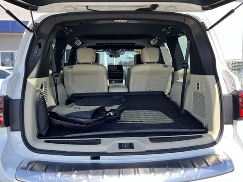 Used 2023 INFINITI QX80 Sensory w/ Cargo Package AWD/4WD image 28