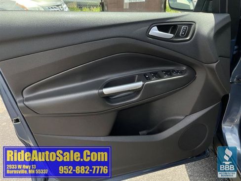 Used 2018 Ford Escape SE w/ SE Sport Appearance Package AWD/4WD image 9